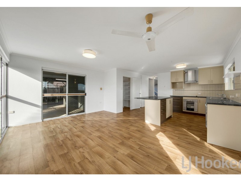5 Cockatoo Drive, New Auckland QLD 4680
