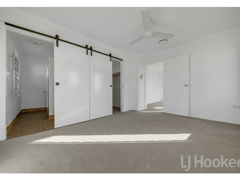 5 Cockatoo Drive, New Auckland QLD 4680