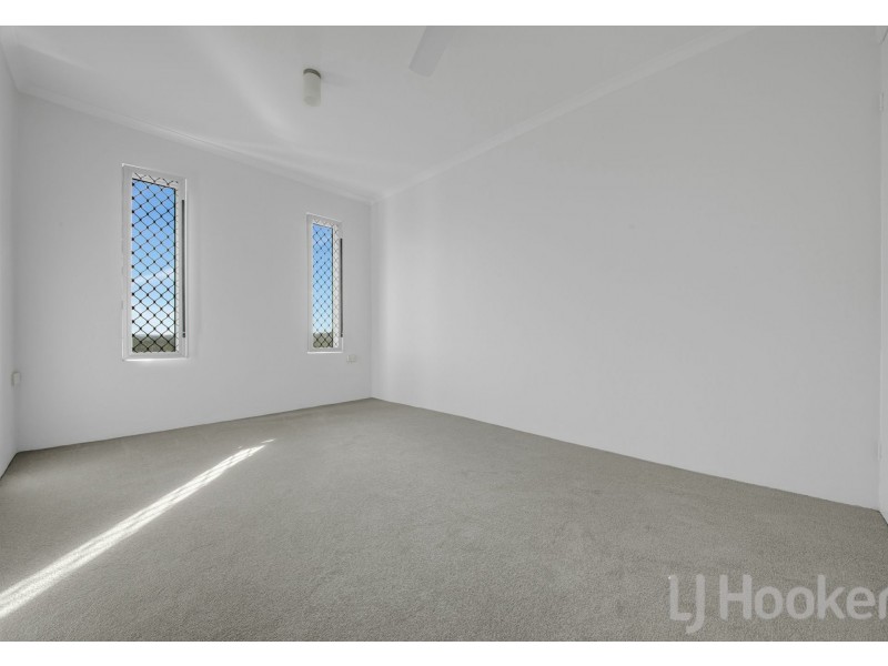 5 Cockatoo Drive, New Auckland QLD 4680