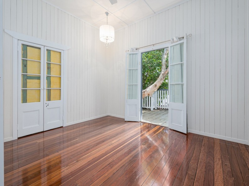 10 Goondoon Street, Gladstone QLD 4680
