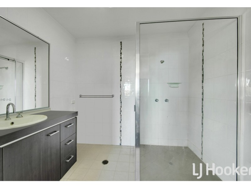 Unit 2/25 Roberts Street, South Gladstone QLD 4680