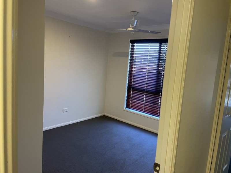 56 Emmadale Drive, New Auckland QLD 4680