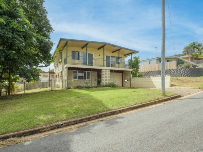 4 Berringar Lane, West Gladstone QLD 4680
