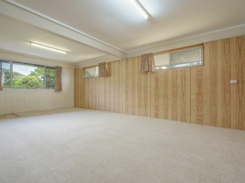 4 Berringar Lane, West Gladstone QLD 4680