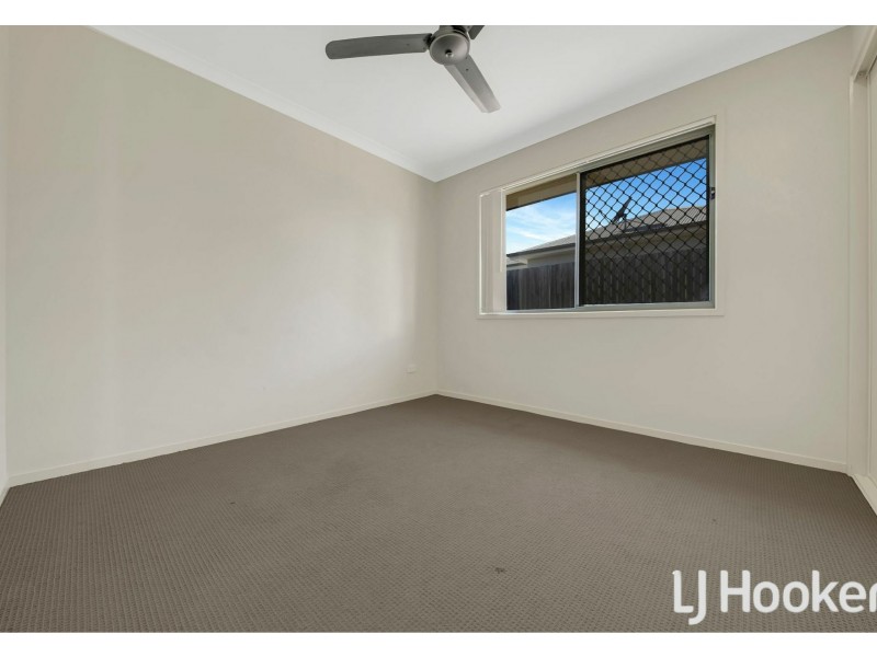 5 Amber Street, Kirkwood QLD 4680