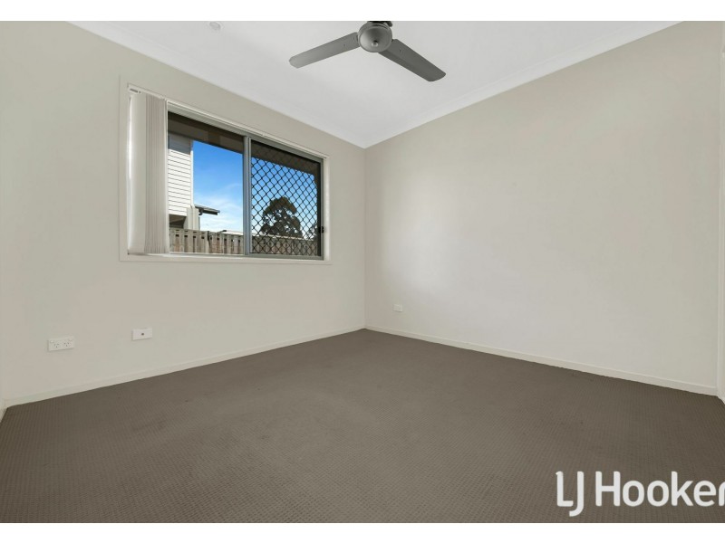 5 Amber Street, Kirkwood QLD 4680