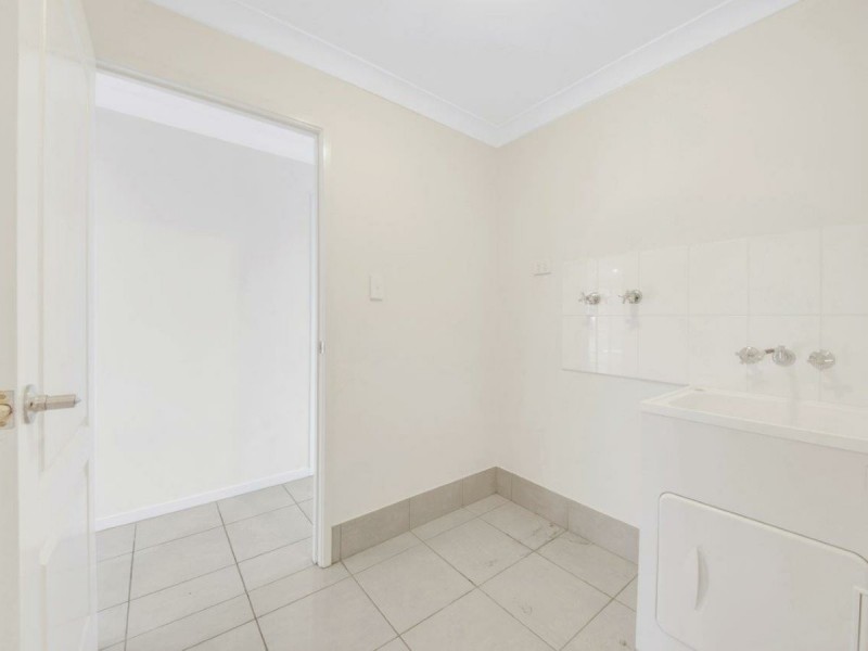 50 Daintree Boulevard, New Auckland QLD 4680