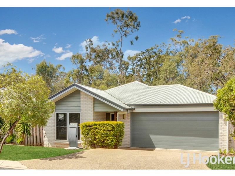 8 Christina Road, Clinton QLD 4680