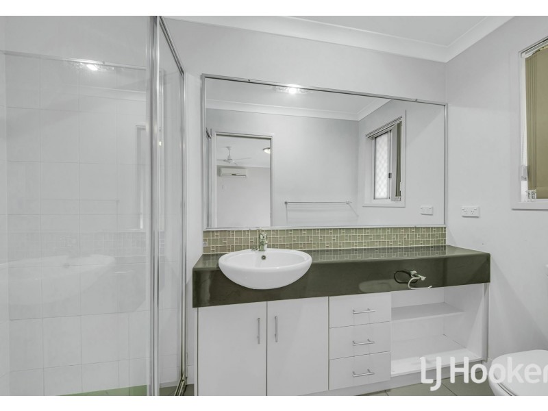 8 Christina Road, Clinton QLD 4680