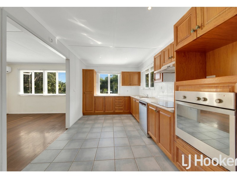 40 Boyne Crescent, West Gladstone QLD 4680