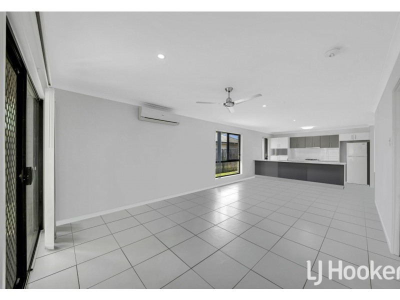 16 Pipit Place, Glen Eden QLD 4680