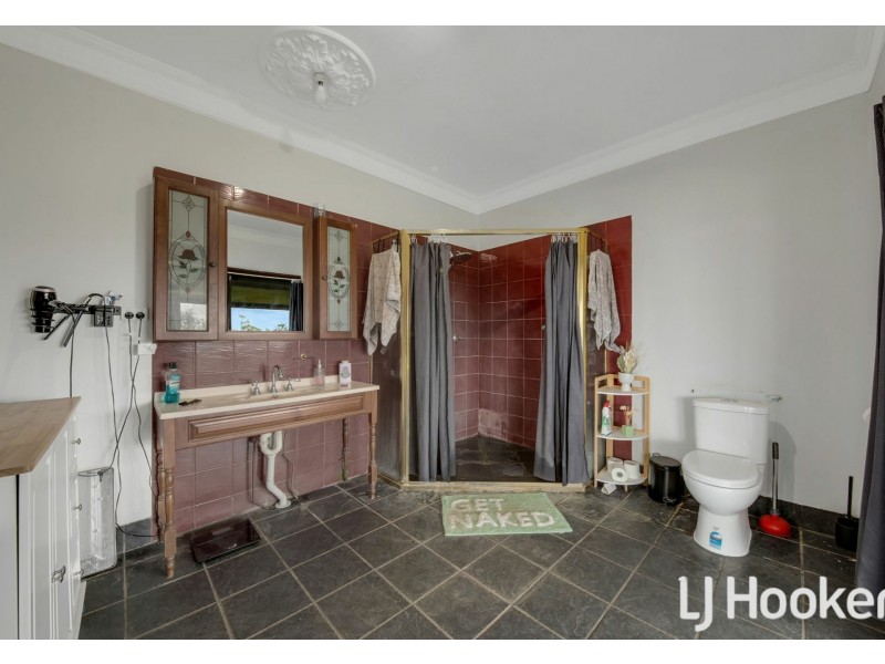 187 Malahoff Rd, West Stowe QLD 4680