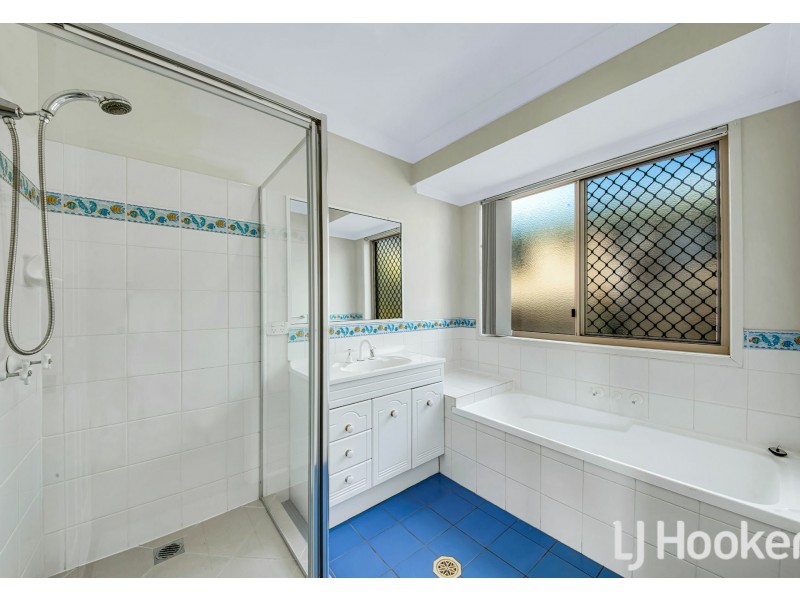 53 Penda Avenue, New Auckland QLD 4680