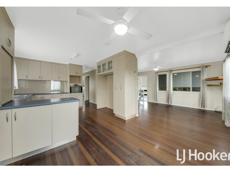 8 Penda Avenue, New Auckland QLD 4680