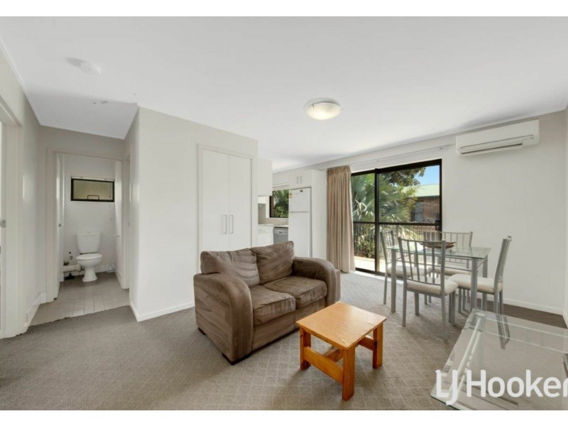 Unit 1/208-212 Oaka Street, South Gladstone QLD 4680