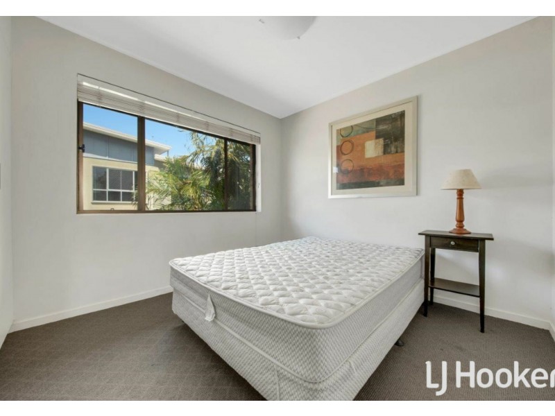 Unit 1/208-212 Oaka Street, South Gladstone QLD 4680