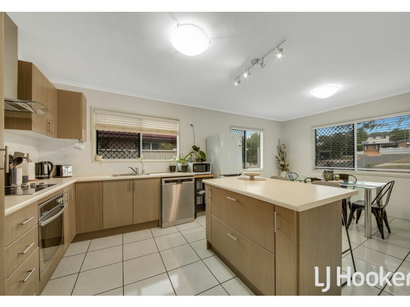 14 Sandpiper Avenue, New Auckland QLD 4680