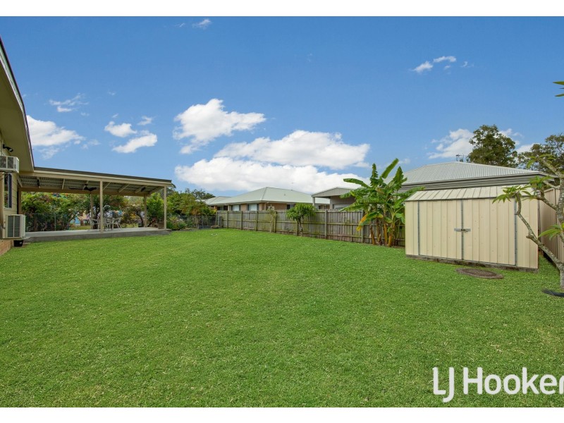 14 Sandpiper Avenue, New Auckland QLD 4680