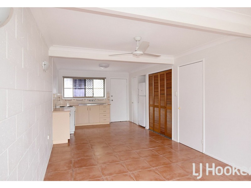 Unit 2/17 Roberts Street, South Gladstone QLD 4680