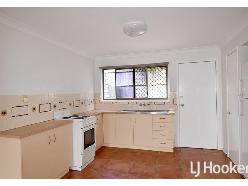 Unit 2/17 Roberts Street, South Gladstone QLD 4680