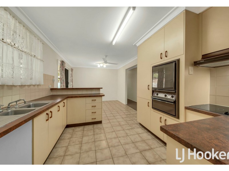 28 Aquarius Street, Clinton QLD 4680