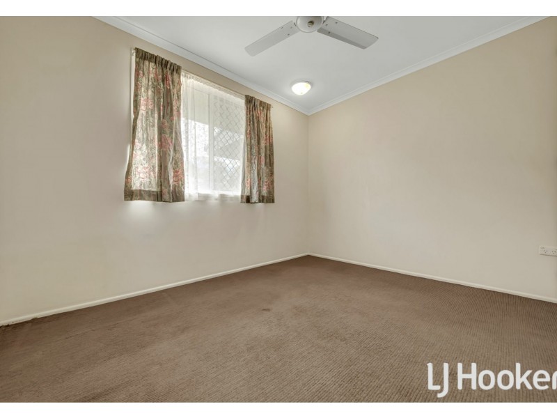 28 Aquarius Street, Clinton QLD 4680