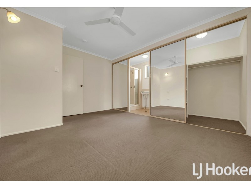 28 Aquarius Street, Clinton QLD 4680