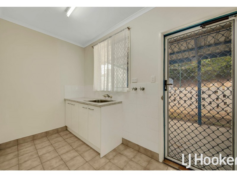 28 Aquarius Street, Clinton QLD 4680