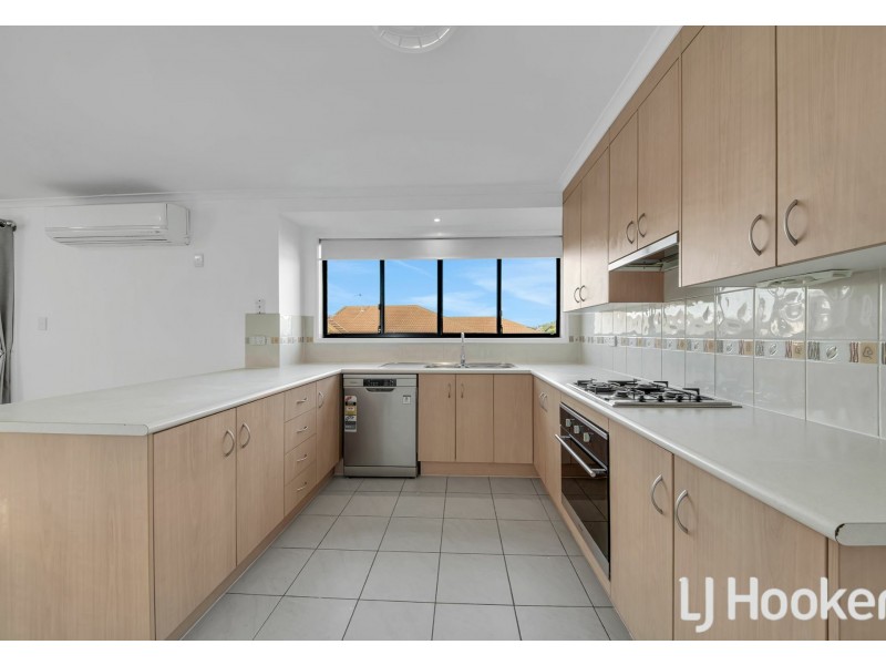 117 Emmadale Drive, New Auckland QLD 4680