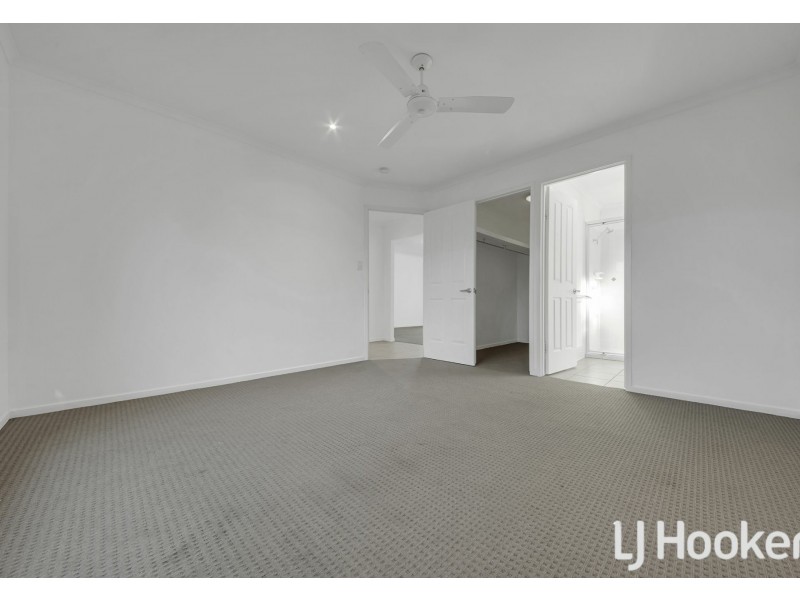 117 Emmadale Drive, New Auckland QLD 4680
