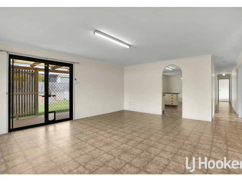 4 Keppel Avenue, Clinton QLD 4680