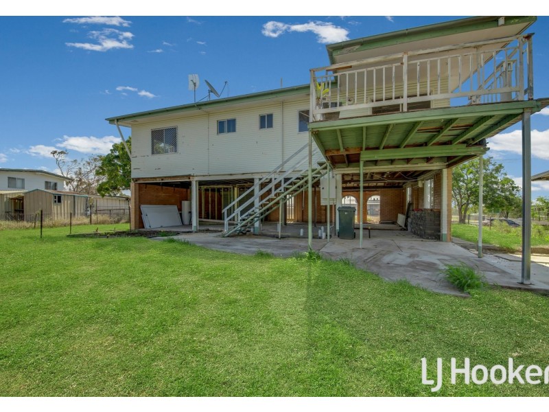 12 Barry Street, West Gladstone QLD 4680