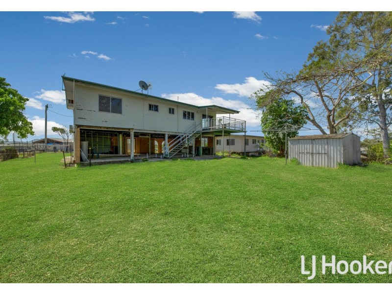 12 Barry Street, West Gladstone QLD 4680