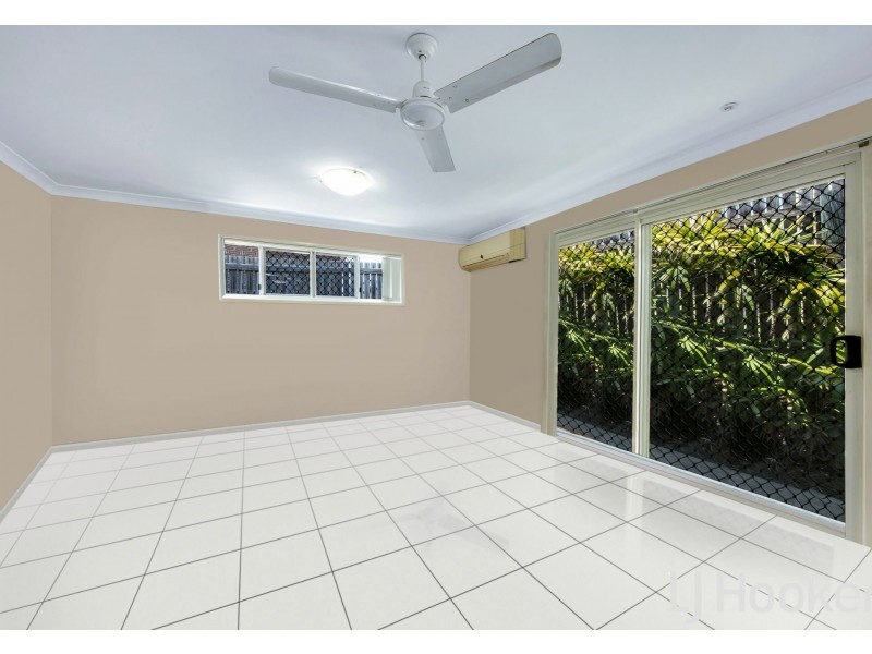 Unit 2/69 Off Lane, South Gladstone QLD 4680