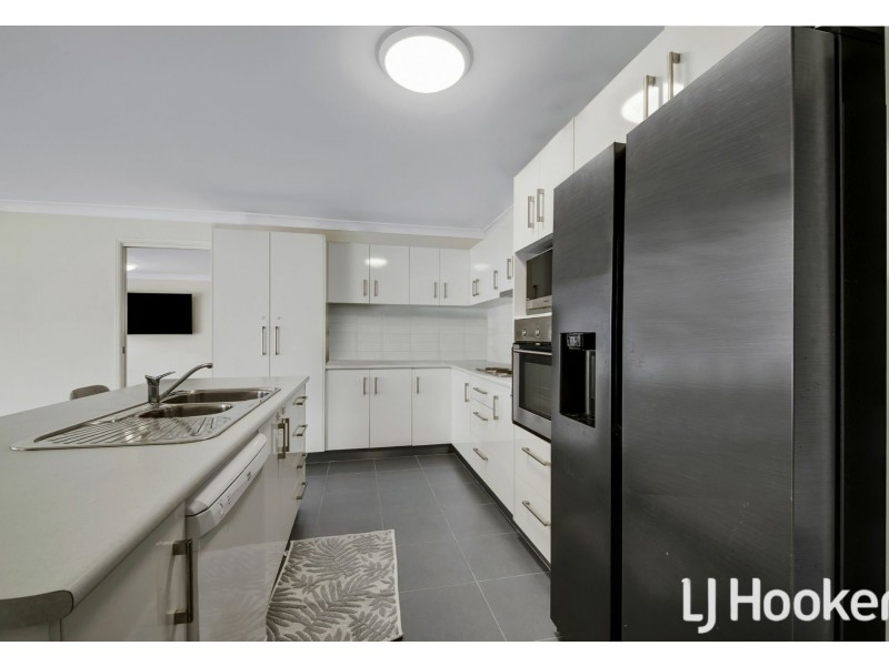 16 Owttrim Circuit, O’connell QLD 4680
