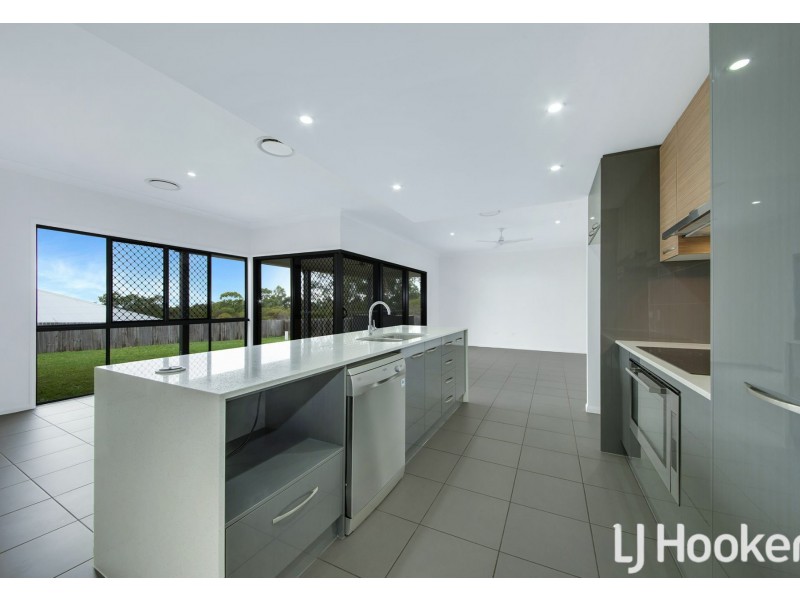 98 Broadacres Drive, Tannum Sands QLD 4680