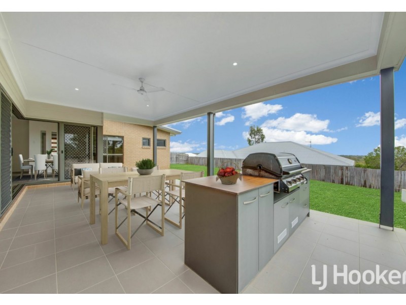 98 Broadacres Drive, Tannum Sands QLD 4680