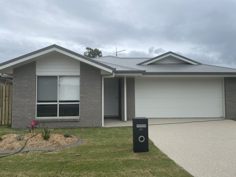 27 Bulimba Street, Tannum Sands QLD 4680