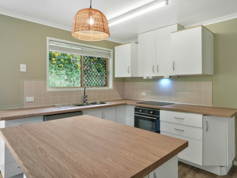 43 Mellefont Street, West Gladstone QLD 4680