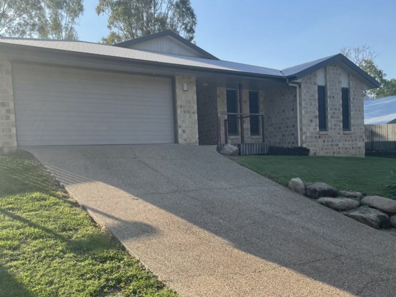 6 Munroe Street, West Gladstone QLD 4680