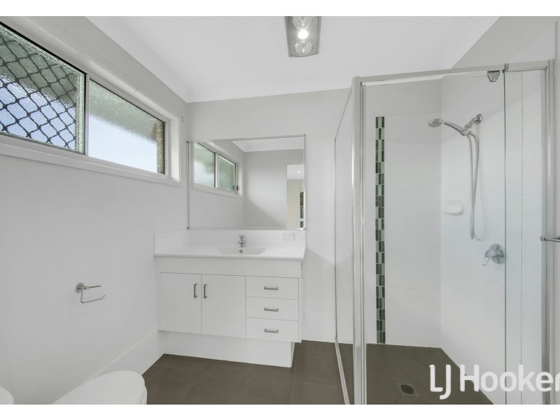 13 Lenthall Street, Boyne Island QLD 4680