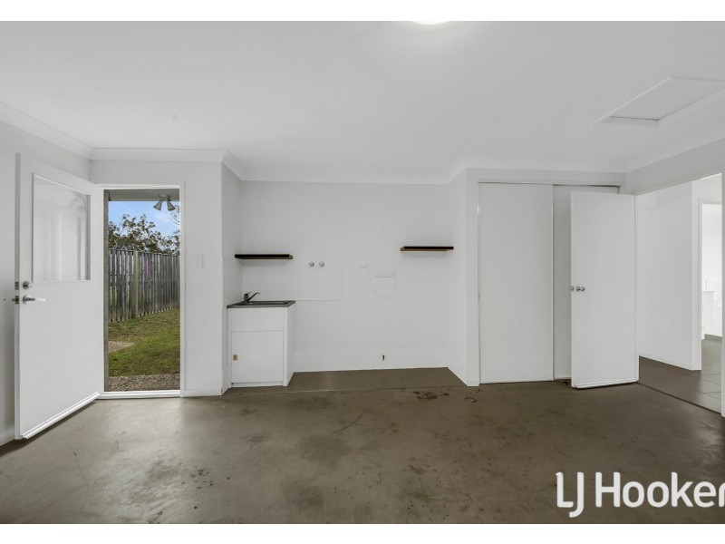 13 Lenthall Street, Boyne Island QLD 4680