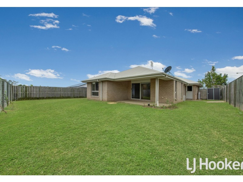 13 Lenthall Street, Boyne Island QLD 4680