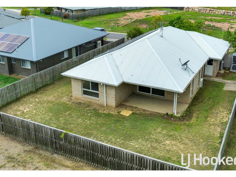 13 Lenthall Street, Boyne Island QLD 4680