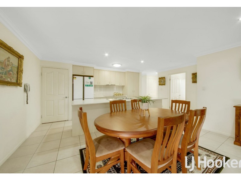 5 Bottlebrush Drive, Kirkwood QLD 4680