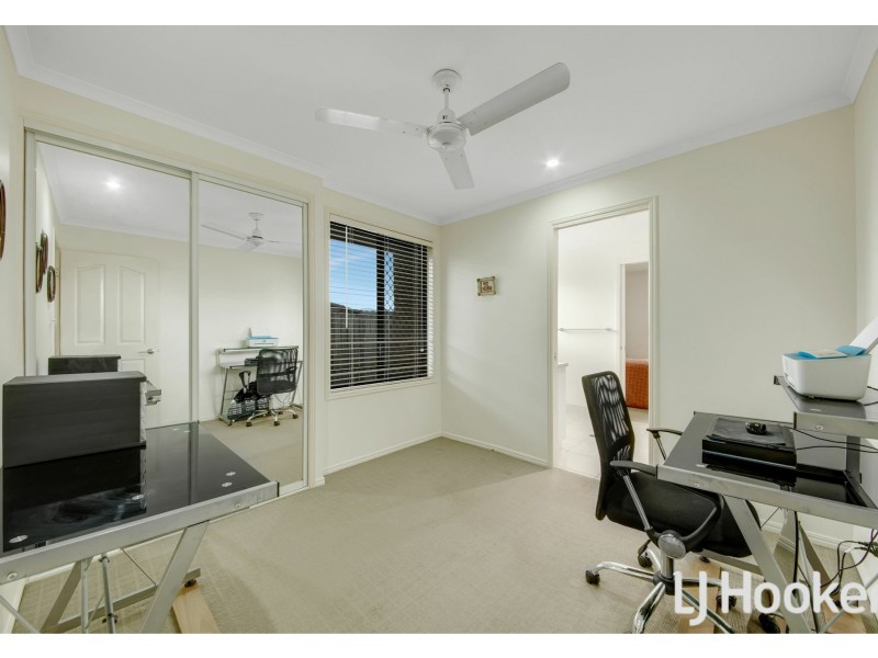 5 Bottlebrush Drive, Kirkwood QLD 4680