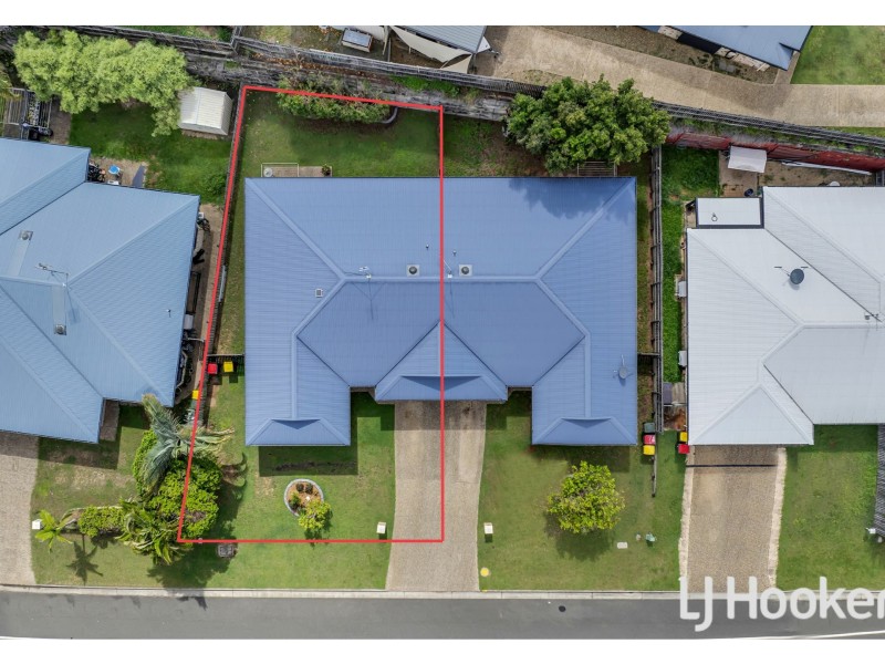 Unit 1/79 Col Brown Avenue, Clinton QLD 4680