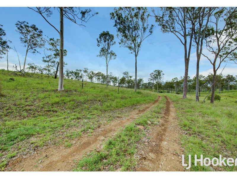 374 Austins Road, Bracewell QLD 4695