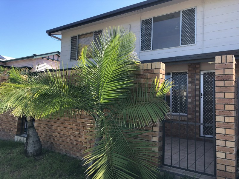 2/105 Auckland Street, Gladstone QLD 4680