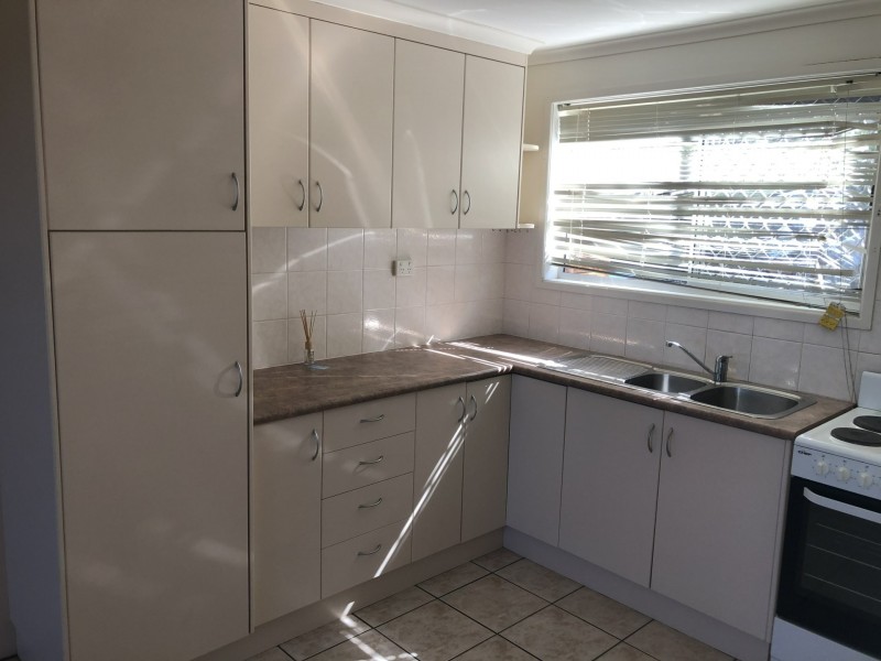 2/105 Auckland Street, Gladstone QLD 4680